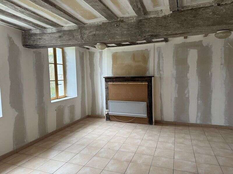 Maison 90 m² à Foucheres  - photo 4