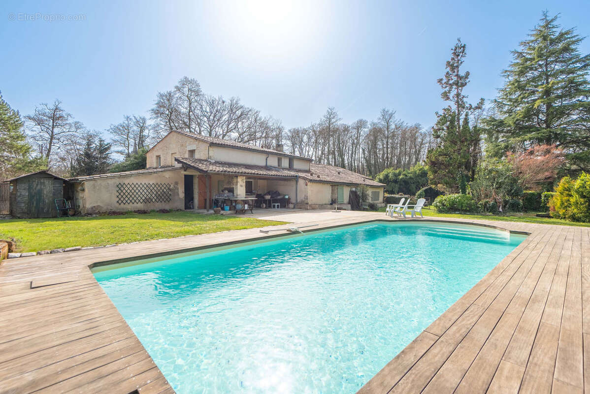 Maison à LIGNAN-DE-BORDEAUX