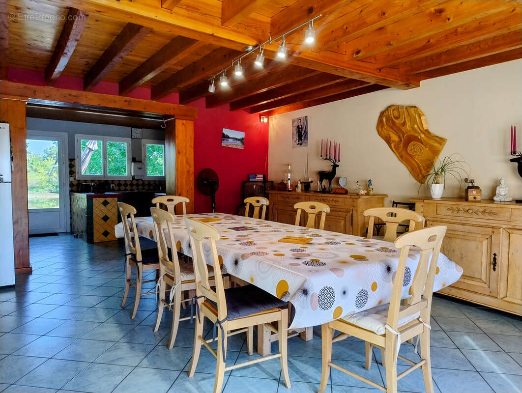 Maison à CIVRAC-SUR-DORDOGNE