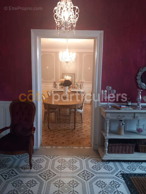 Maison à CORME-ROYAL