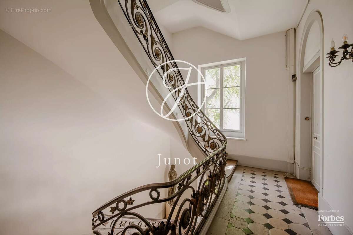 Appartement à PARIS-6E