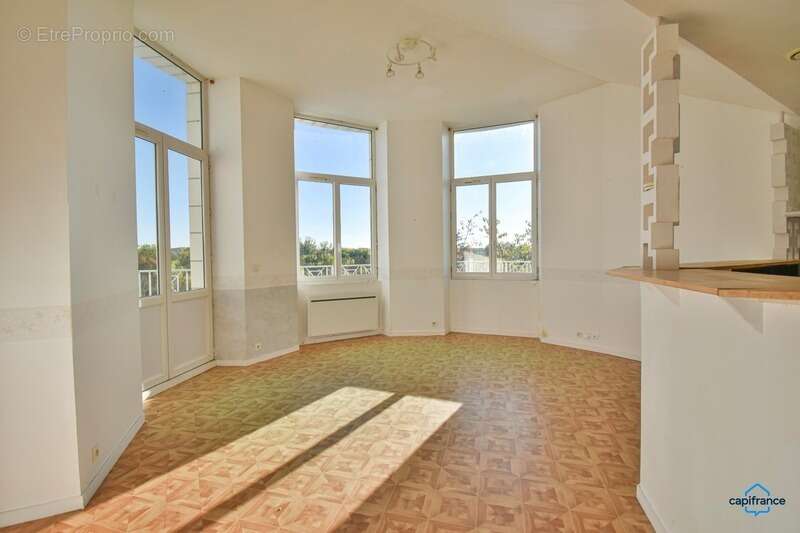 Appartement à MONTRICHARD