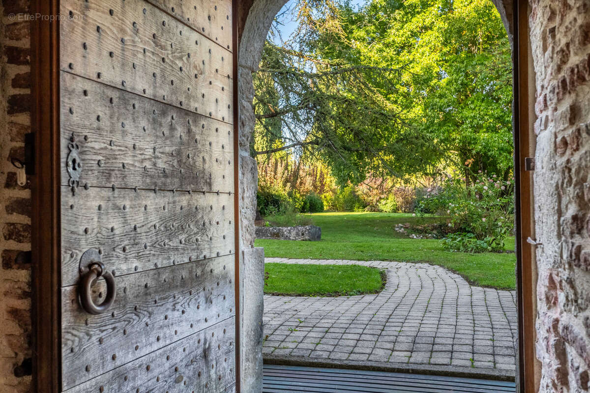 Château de luxe familial avec installations pour événements - photo 4