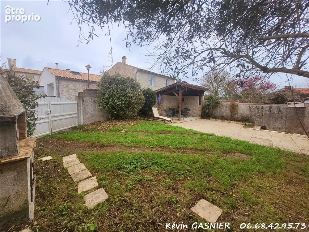 SAINT COUTANT LE GRAND (17430) : Maison 5 pièces 115m2 + jardin - photo 11