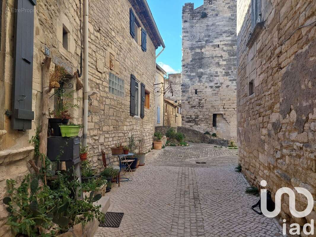 Photo 2 - Maison à BARJAC