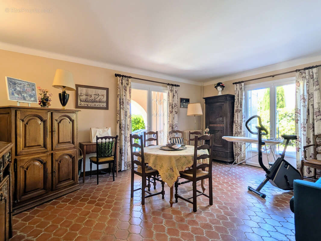Maison à SAINT-RAPHAEL