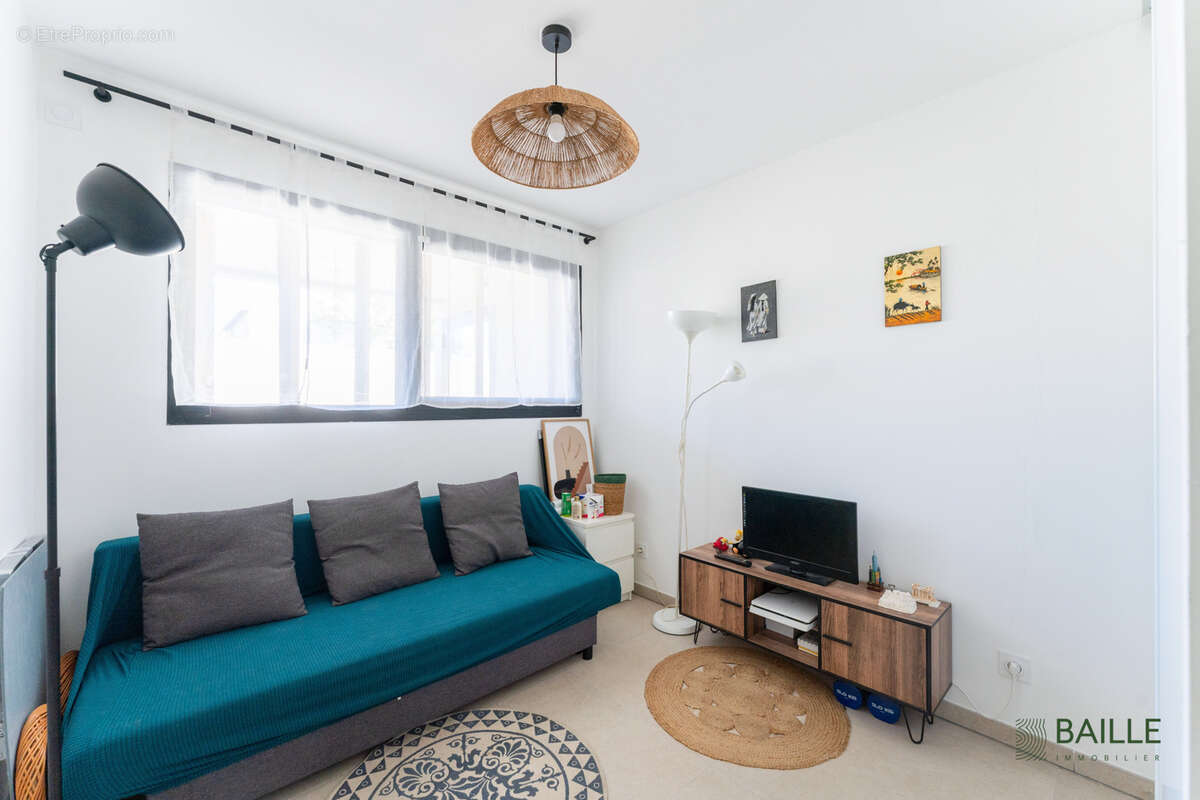 Appartement à MARSEILLE-12E