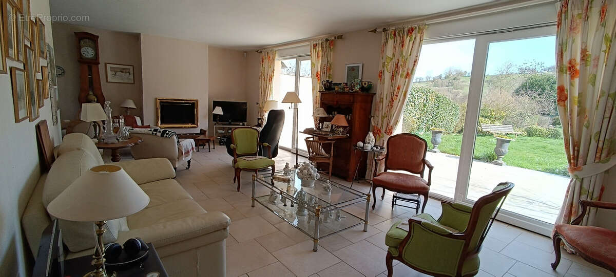Maison à MERICOURT-SUR-SOMME