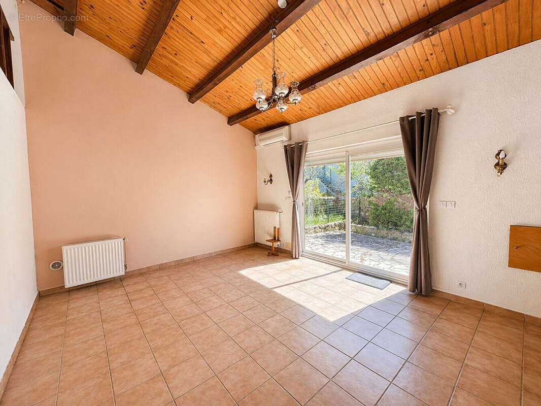 Maison à ASSIGNAN