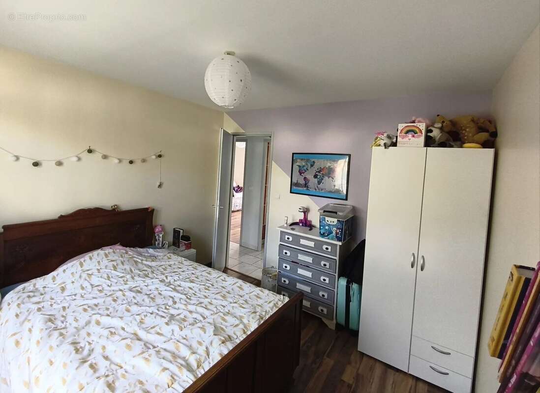 Maison à CELLE-LEVESCAULT