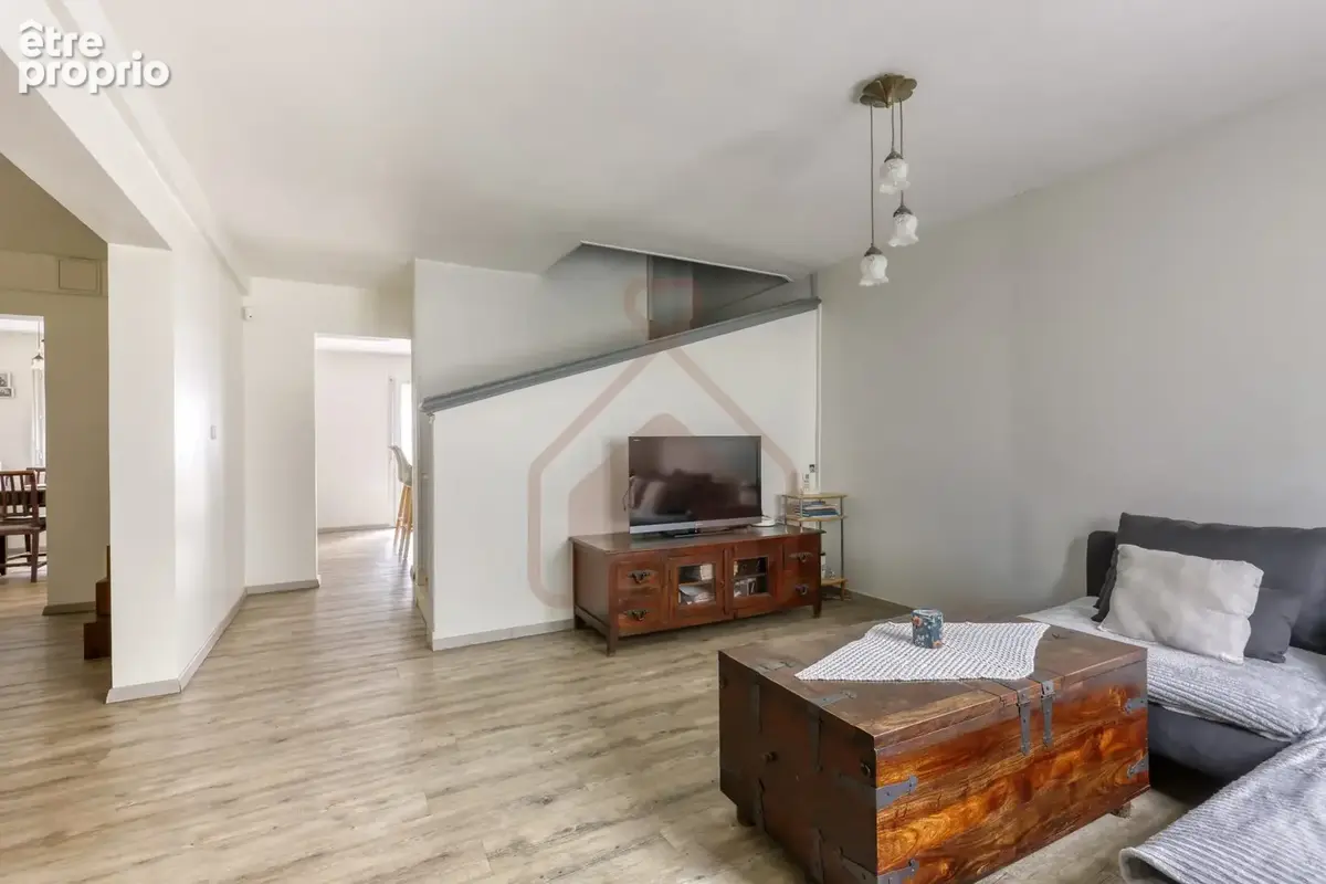 Maison 7 pièces 127 m² à vendre à Villejuif (94800) - photo 2