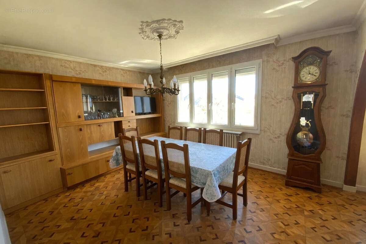 Maison à SAINT-SAUVEUR