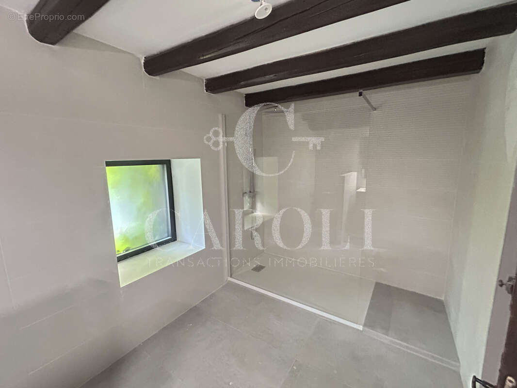 Maison à VILLY-LE-PELLOUX