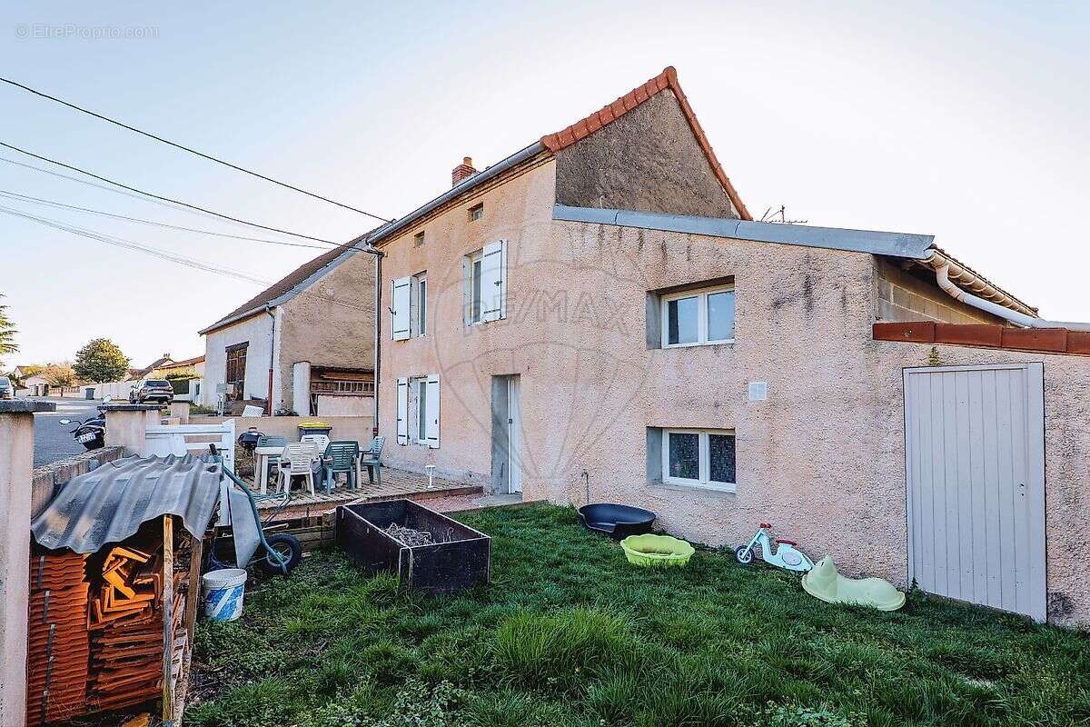 Maison à LE VERNET