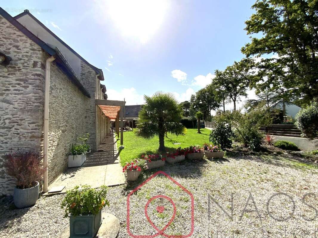 Maison à GRANDCHAMPS-DES-FONTAINES