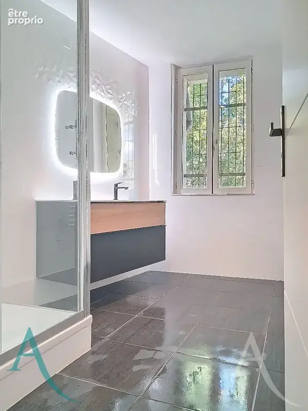 Maison T5 159 m2 avec jardin. - photo 7