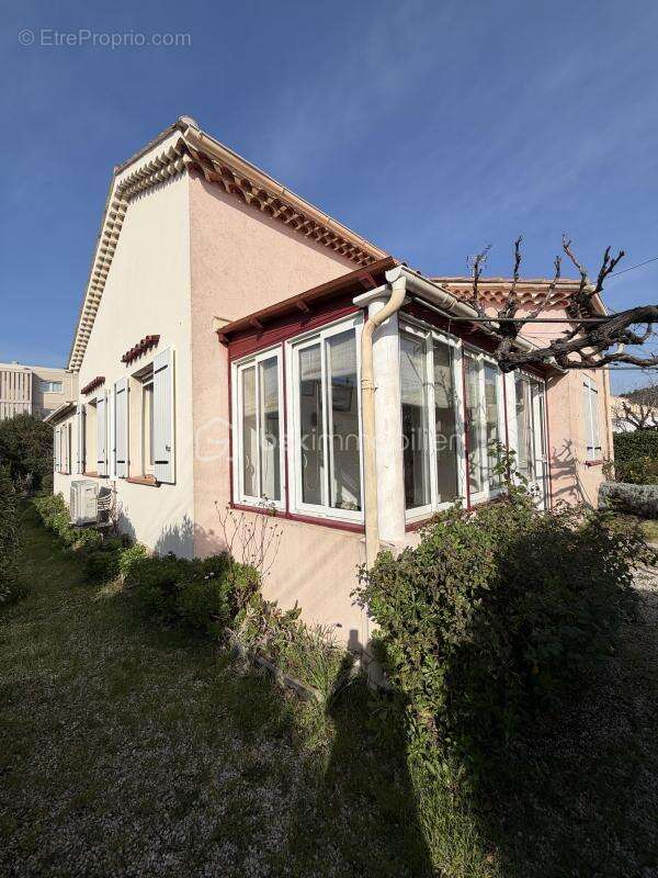 Maison à SIX-FOURS-LES-PLAGES