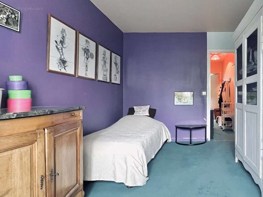 Appartement à PARIS-14E