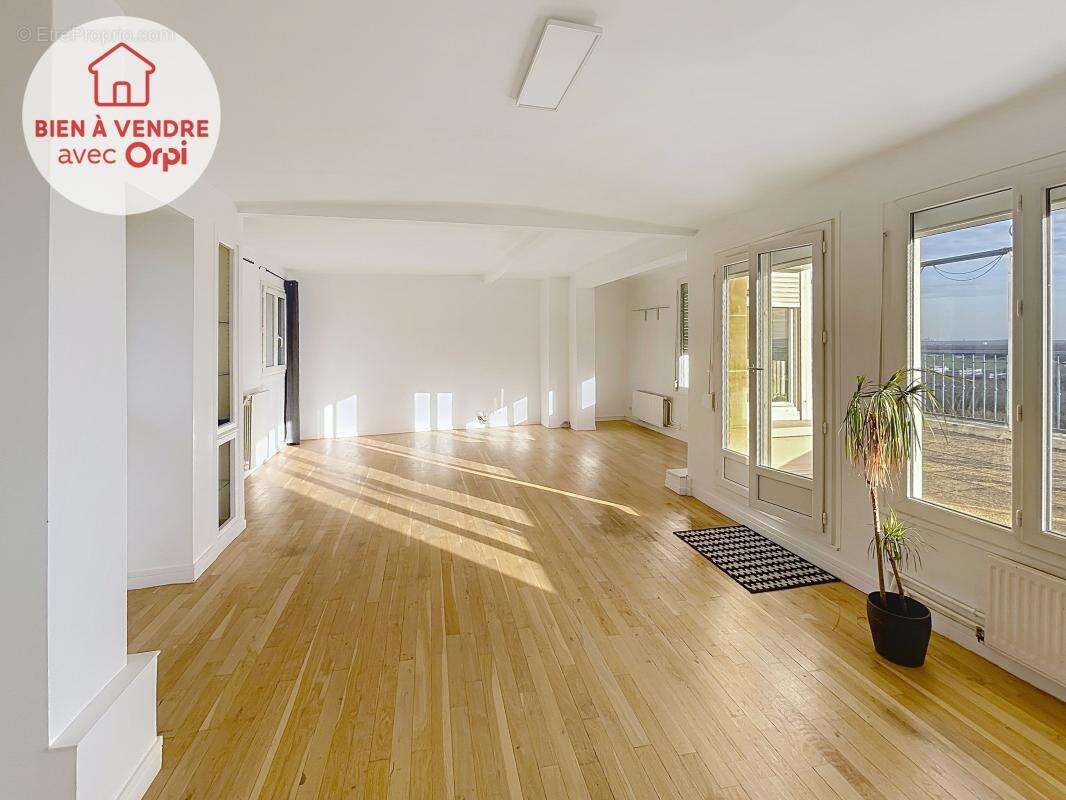 Appartement à MEULAN