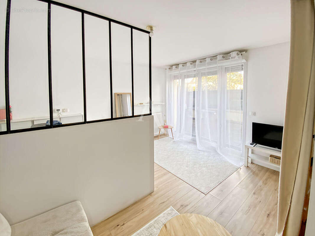 Appartement à VAUREAL