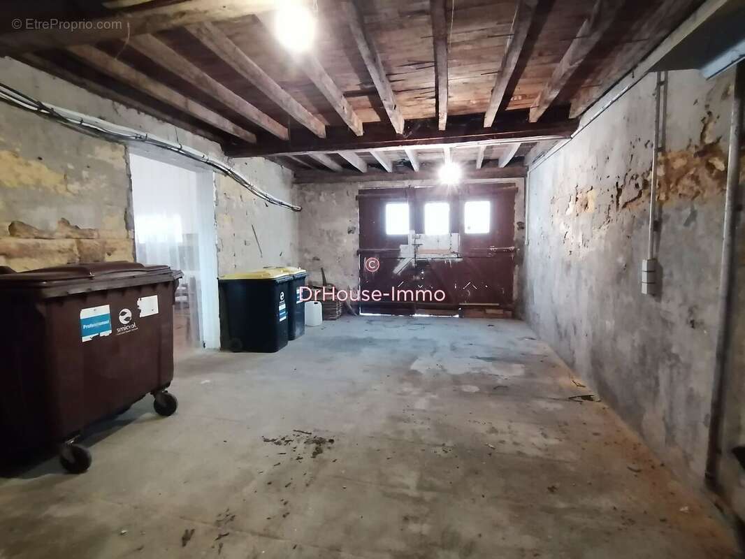 Appartement à SAINT-MEDARD-DE-GUIZIERES