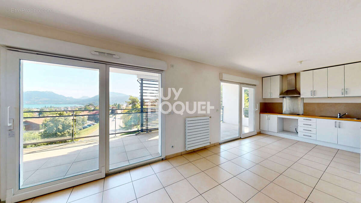 T3 de 72 m² avec Vue lac et grand extérieur - Garage - Cave - photo 3