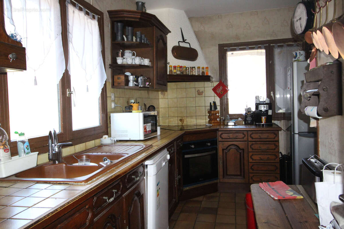 Maison à JUZET-DE-LUCHON