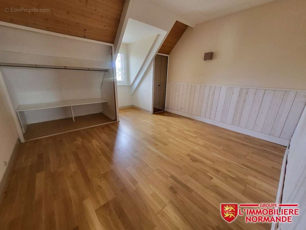 Maison familiale 169m² - photo 10