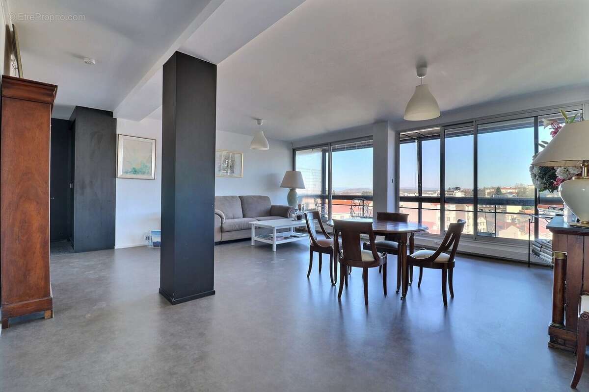 Appartement à CHAMALIERES