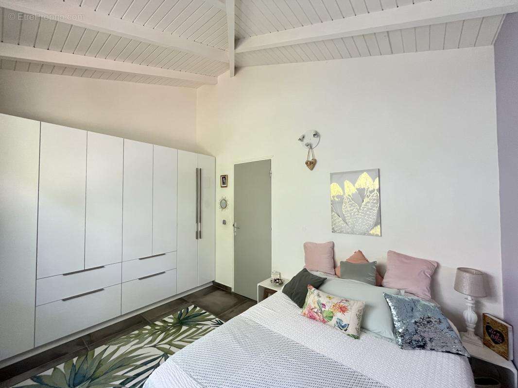 Maison à SAINTE-ANNE