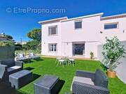 Appartement à LA FARE-LES-OLIVIERS