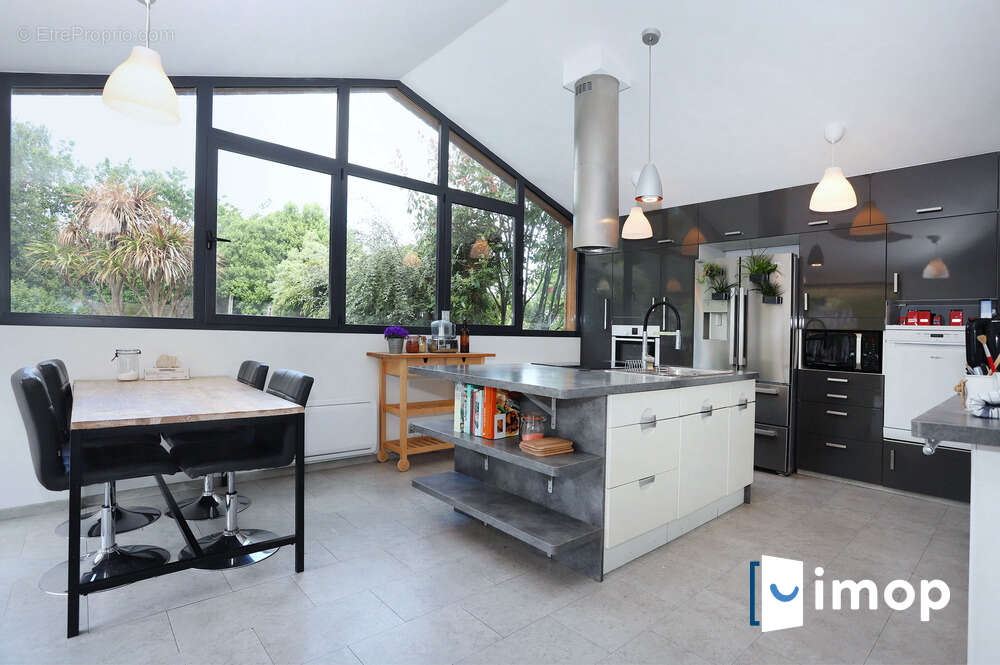 Maison rénovée avec piscine - photo 4