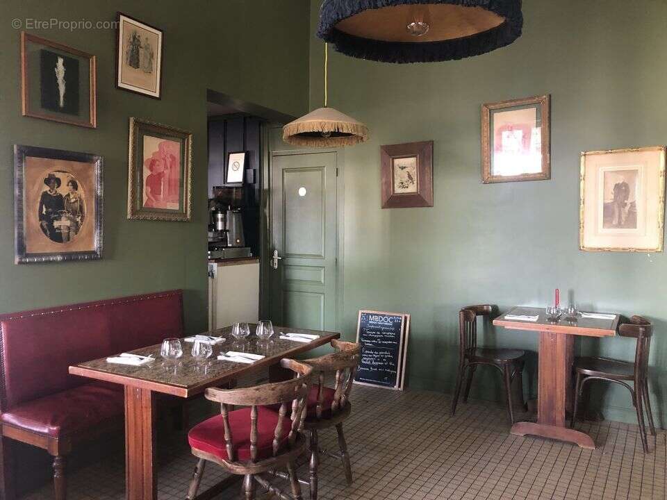 Commerce à GAILLAN-EN-MEDOC