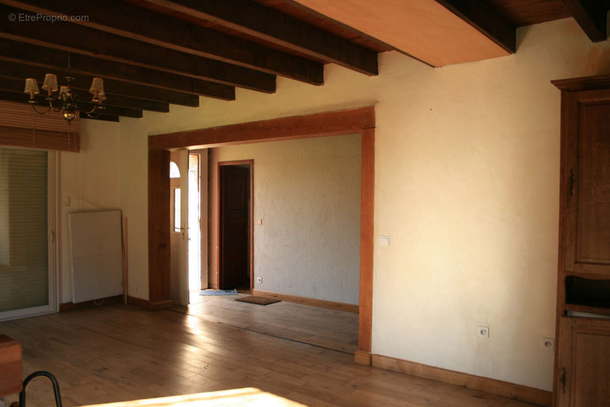 Maison à LA PORCHERIE