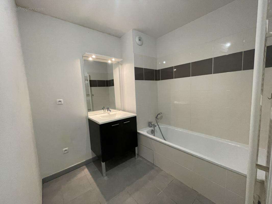 Appartement à VILLENEUVE-TOLOSANE