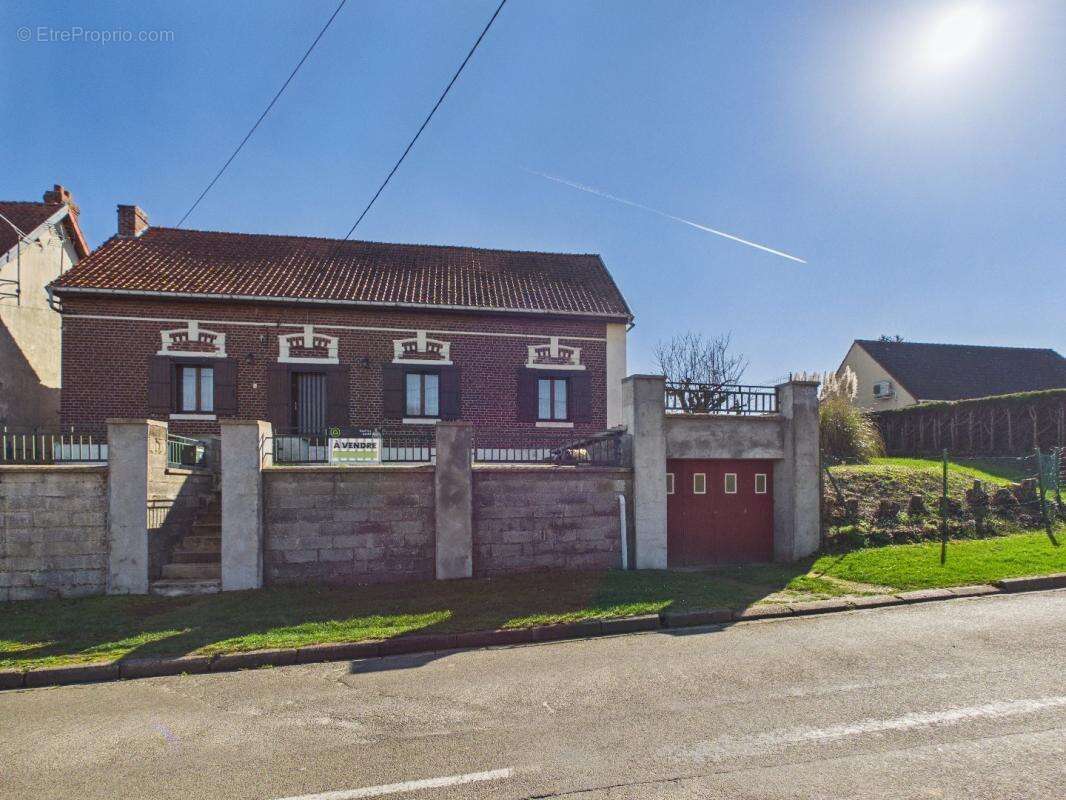 Maison à VENDHUILE