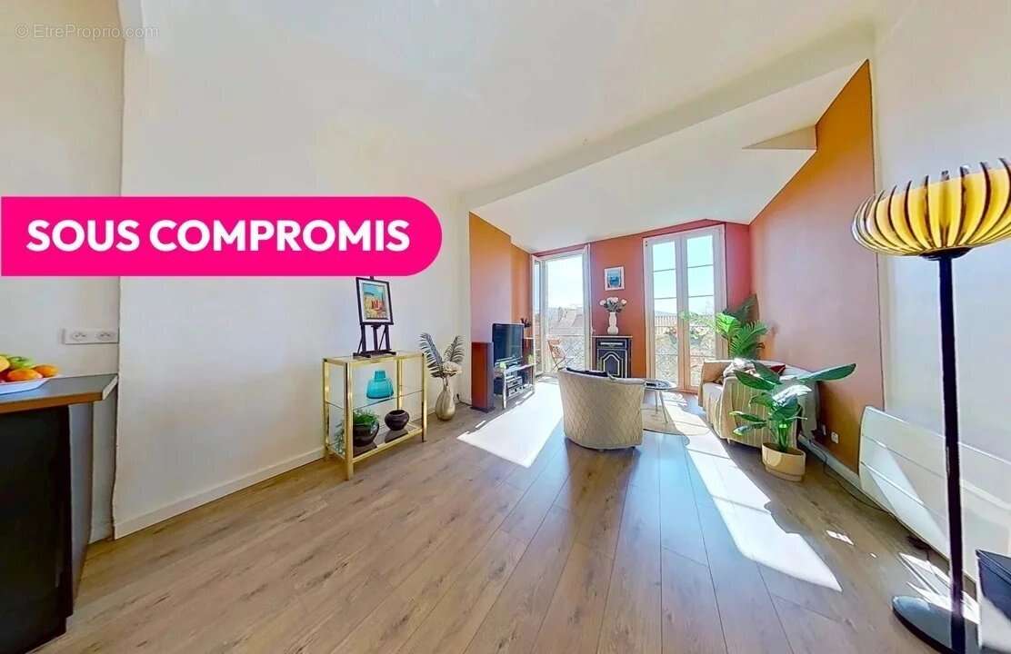 Appartement à HYERES