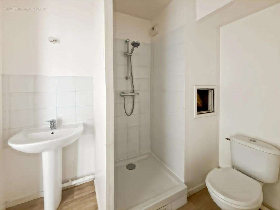 Appartement à CORBEIL-ESSONNES