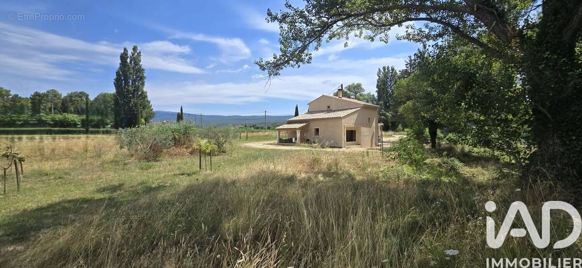 Photo 1 - Maison à VILLES-SUR-AUZON