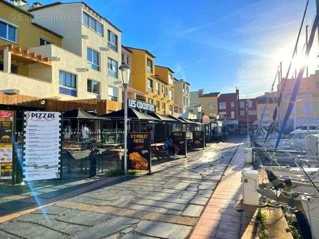 Commerce à AGDE