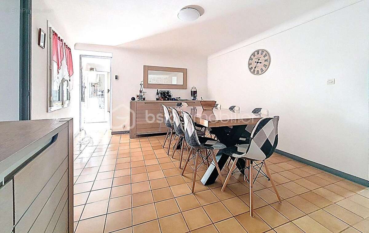 Maison de village avec terrasse, 4 chambres, garage, cave - photo 13