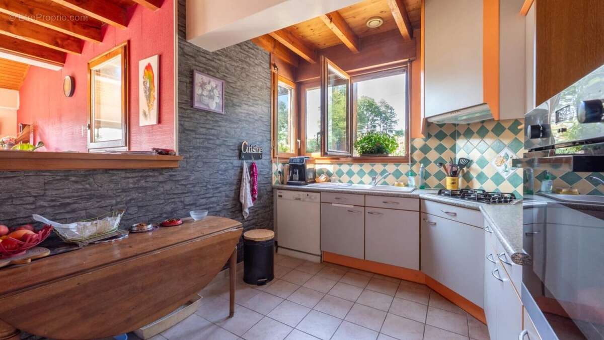 EXCLUSIVITE - Secteur Gourdon - Agréable et fonctionnelle Maison - photo 13