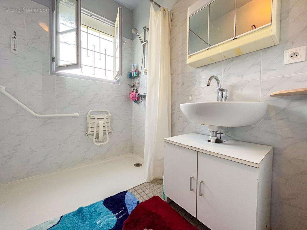 Maison à JEU-MALOCHES