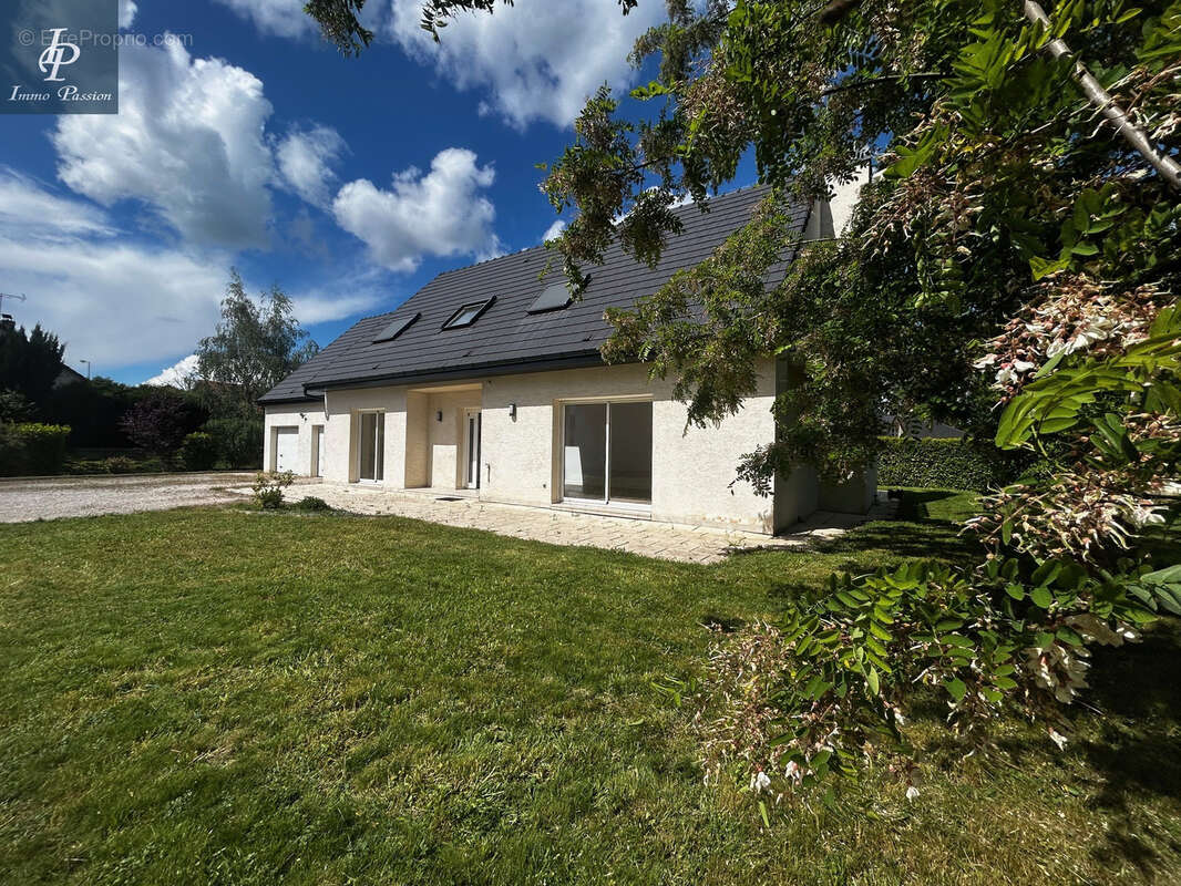 Maison à COUTERNON