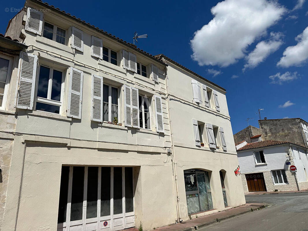Maison à ROCHEFORT
