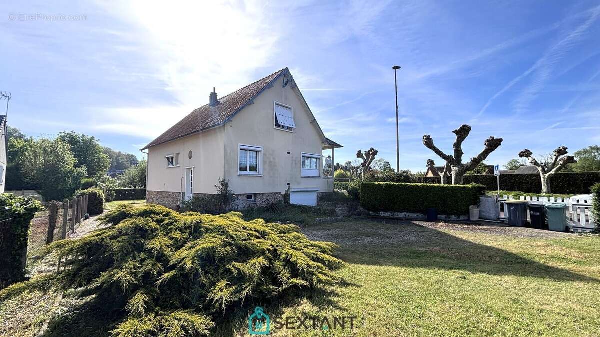 Maison à BEAUMONT-LE-ROGER