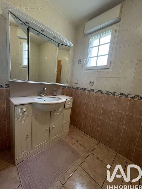 Photo 6 - Maison à BOURGES