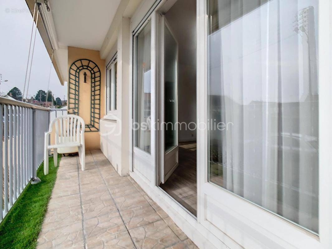 Appartement à SAINT-ETIENNE-DU-ROUVRAY