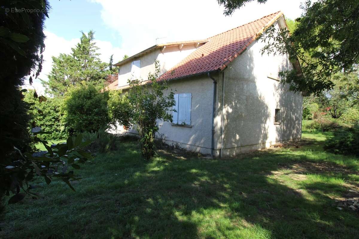 Maison à SAINT-HILAIRE-LA-PALUD