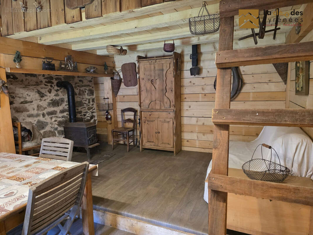 Maison à VILLELONGUE